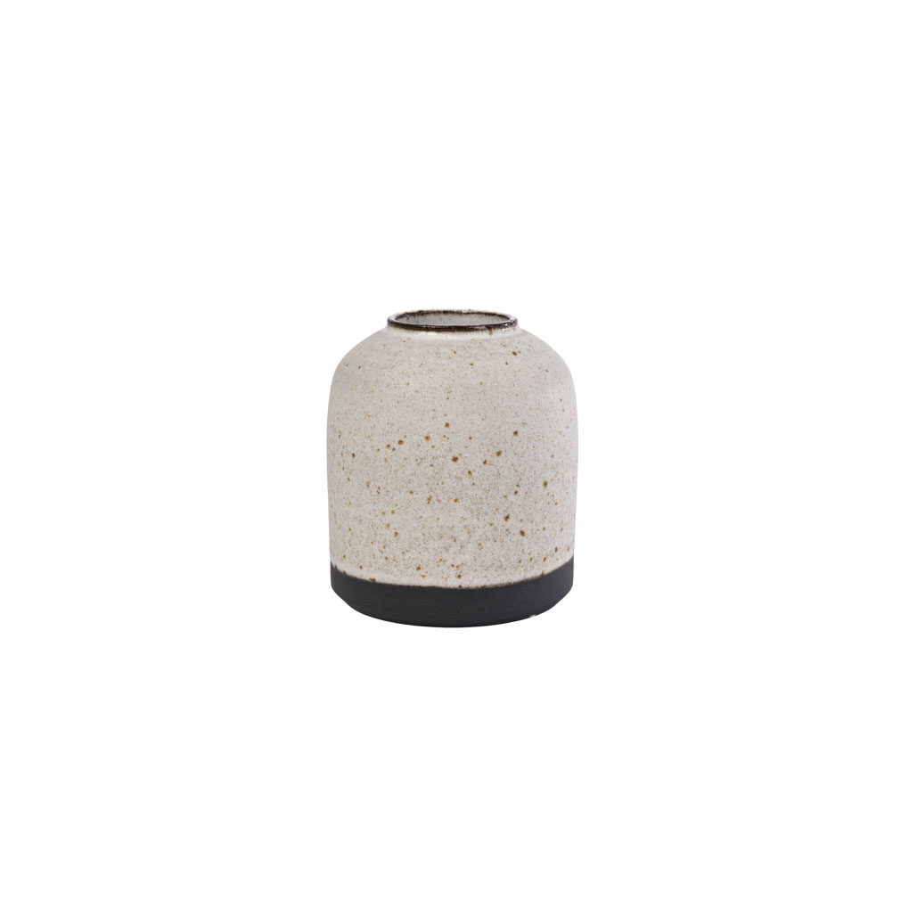 Kleine weiße Vase aus Keramik in einem schlichten Design handgefertigt in Deutschland